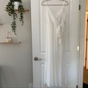 Elegant White Maxi Dress